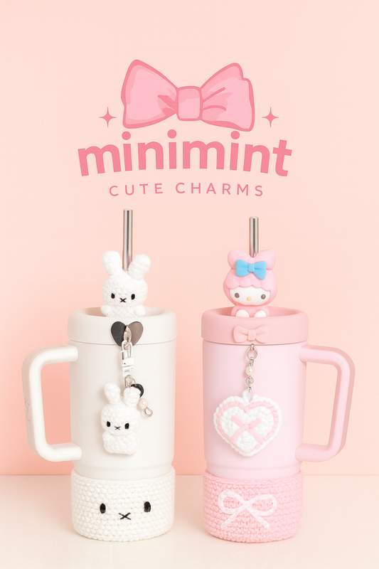 Kawaii Crochet Sleeve Tumbler – Cute Character Straw Mug With Charms (2 Variants)